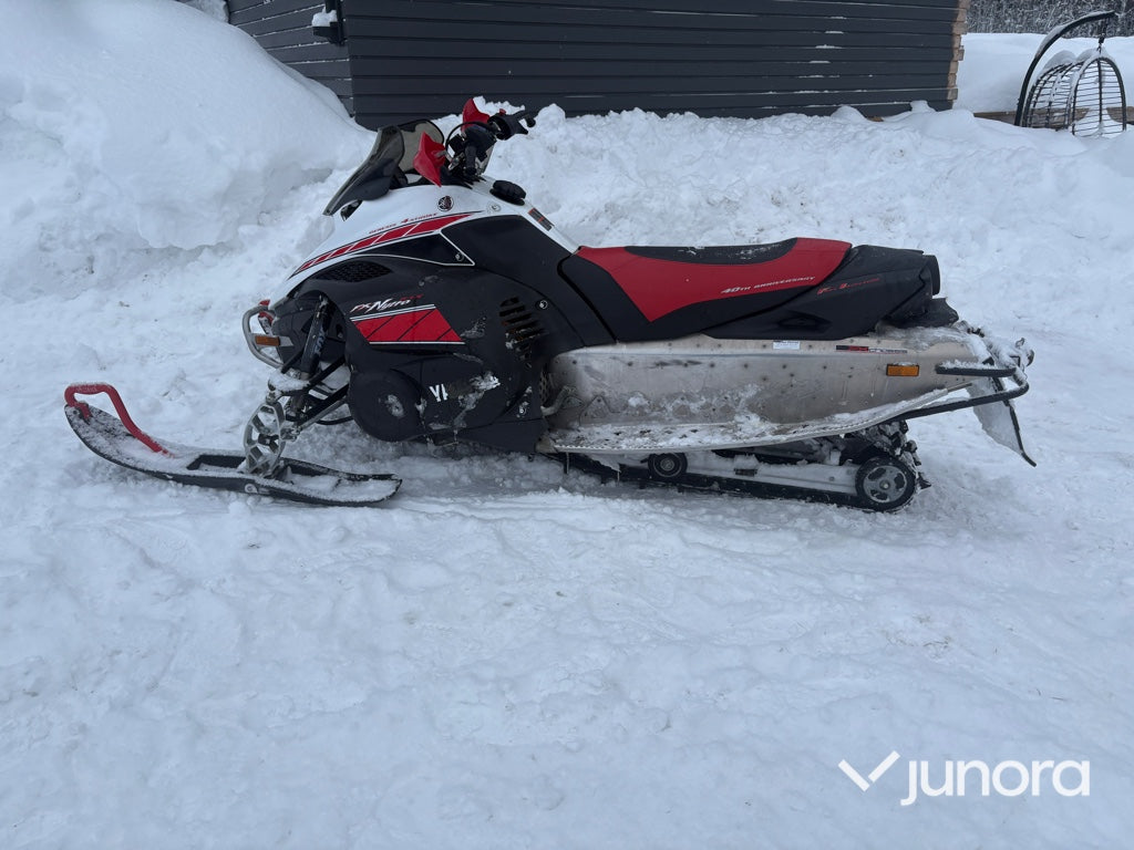 Snöskoter - Yamaha Nytro RTX