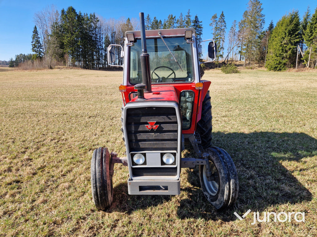 Traktor - Massey Ferguson 565-2
