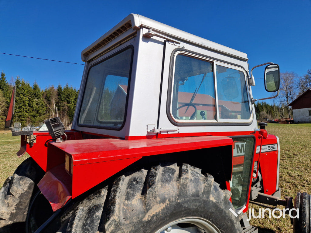 Traktor - Massey Ferguson 565-2