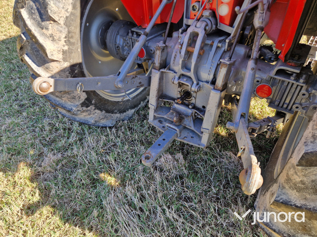 Traktor - Massey Ferguson 565-2