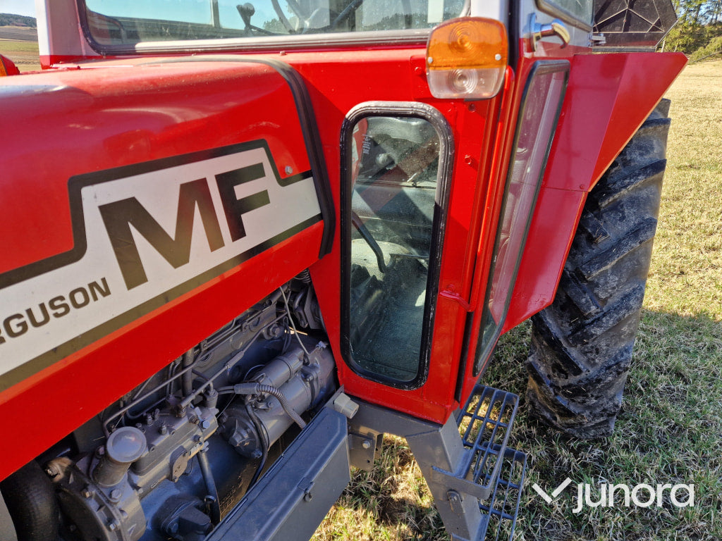 Traktor - Massey Ferguson 565-2