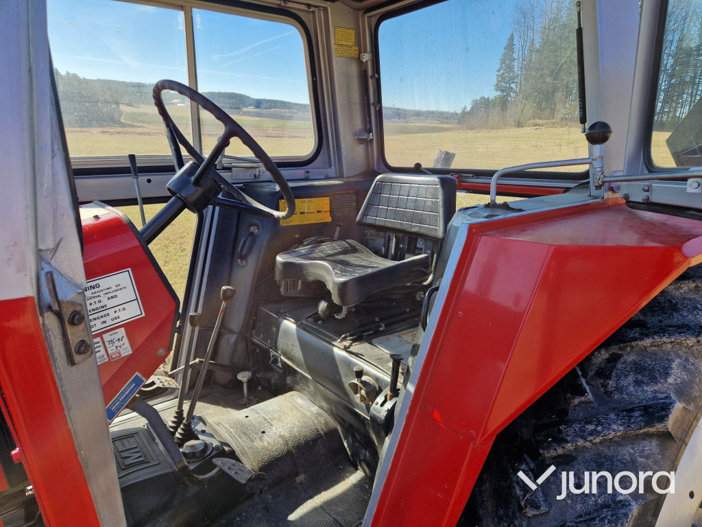 Traktor - Massey Ferguson 565-2