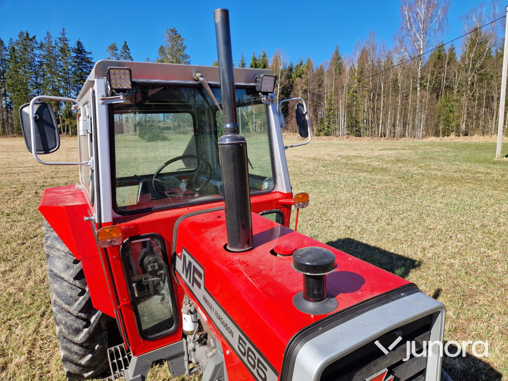 Traktor - Massey Ferguson 565-2