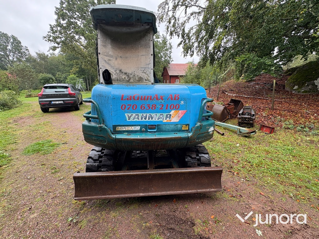Bandgrävare Yanmar B50