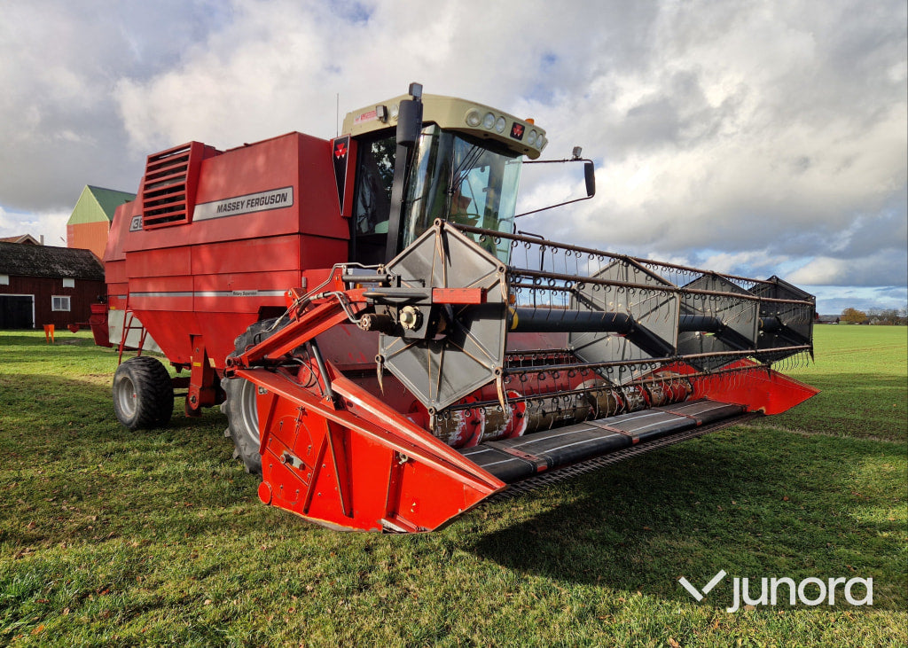 Skördetröska - Massey Ferguson, 36