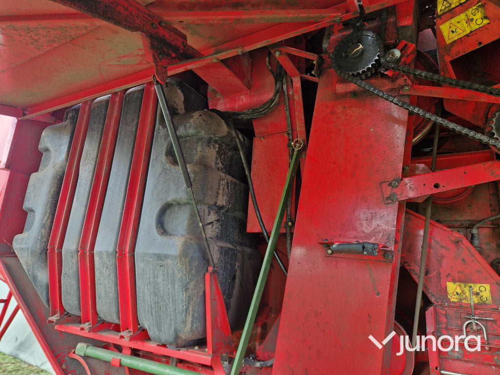 Skördetröska - Massey Ferguson, 36