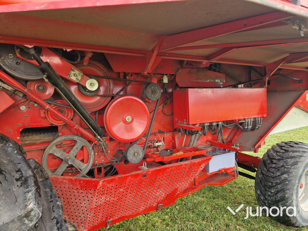 Skördetröska - Massey Ferguson, 36