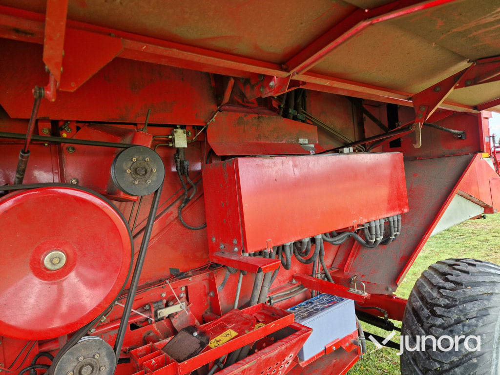 Skördetröska - Massey Ferguson, 36