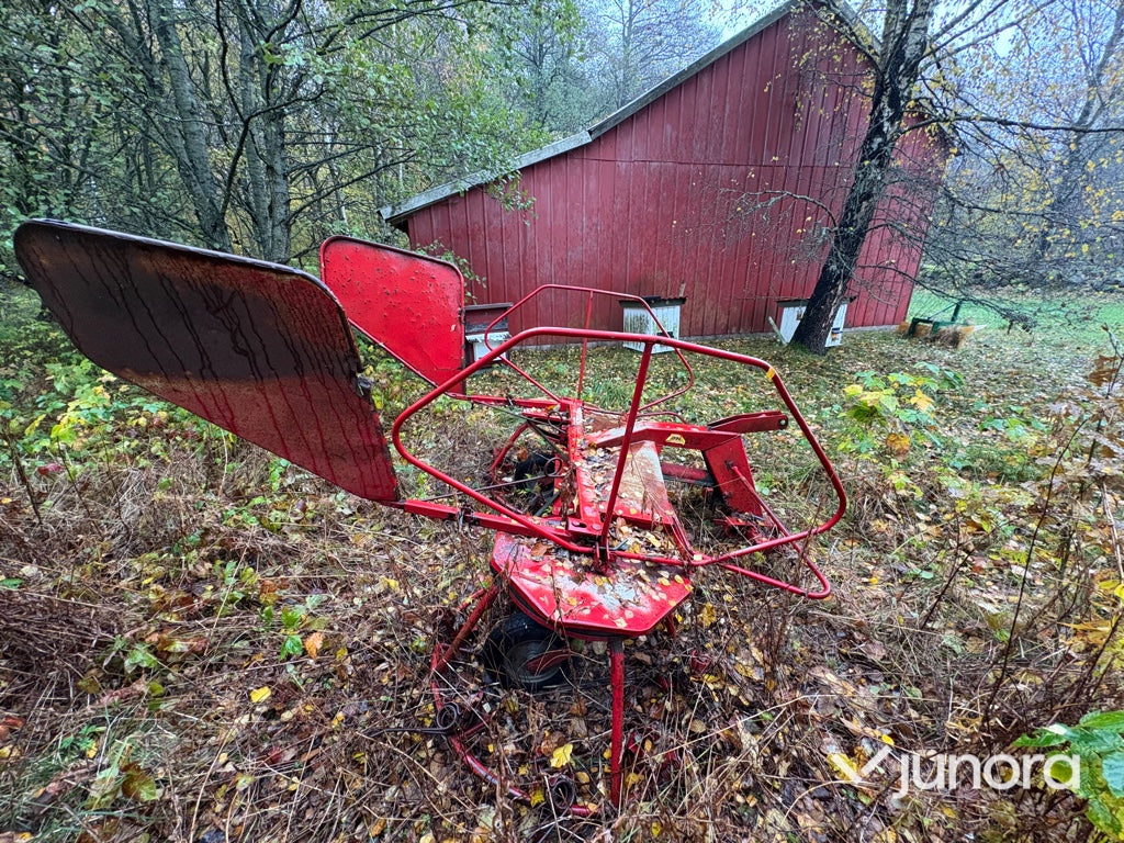 Hövändare - Tirfing, YLÖ-Tehtaat Oy, Kombi, YLÖ-KP-320S