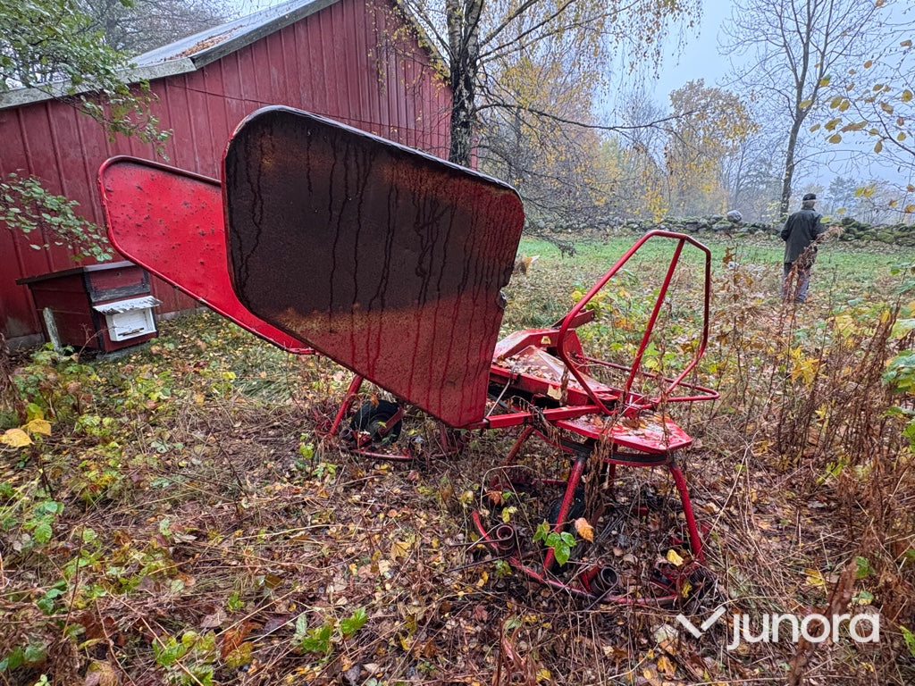 Hövändare - Tirfing, YLÖ-Tehtaat Oy, Kombi, YLÖ-KP-320S