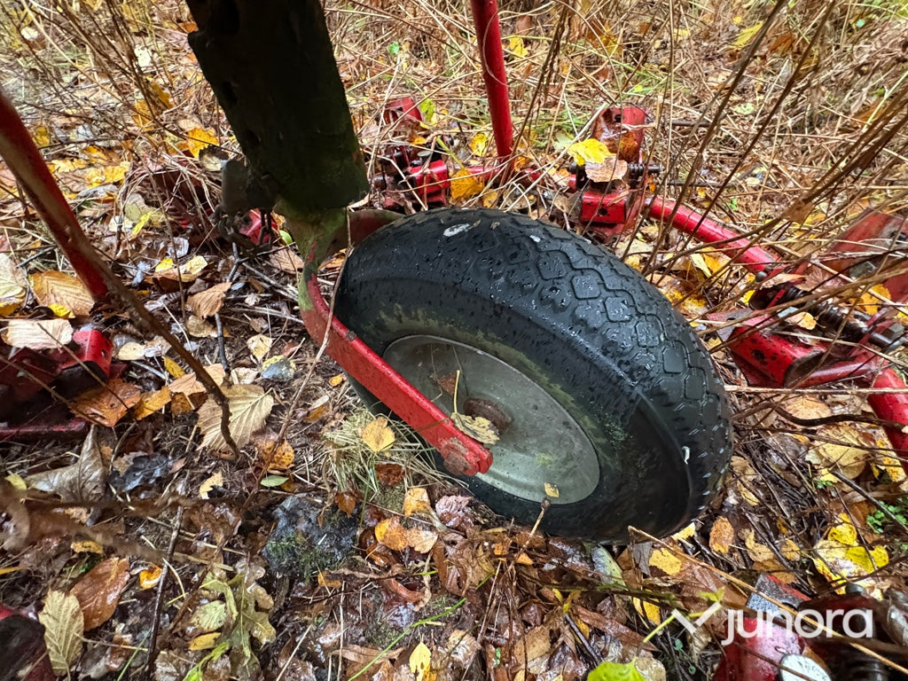 Hövändare - Tirfing, YLÖ-Tehtaat Oy, Kombi, YLÖ-KP-320S