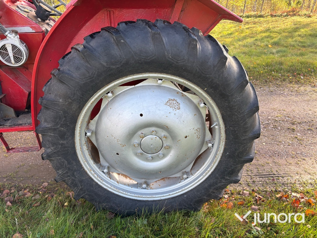 Traktor Massey Ferguson 165 Multi-Power