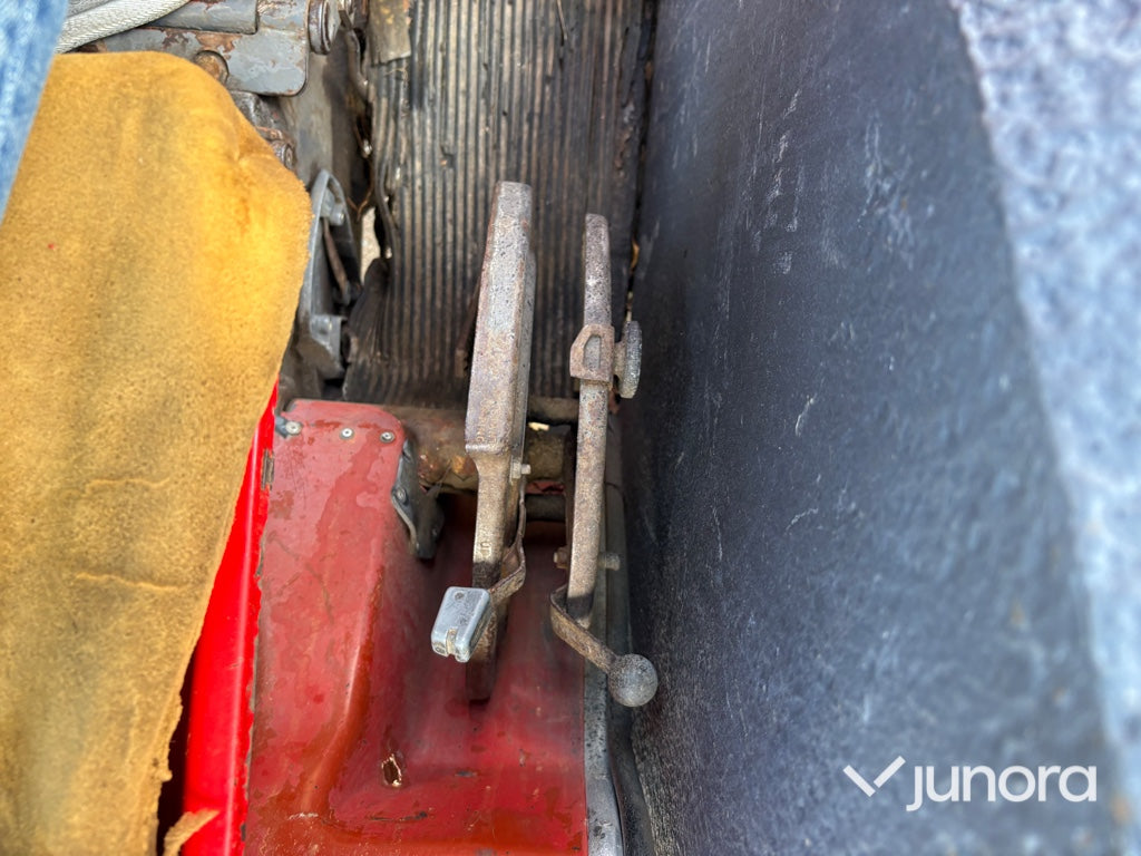Traktor Massey Ferguson 165 Multi-Power