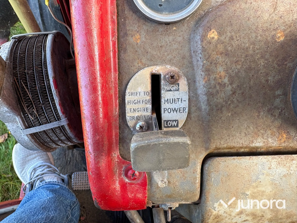 Traktor Massey Ferguson 165 Multi-Power