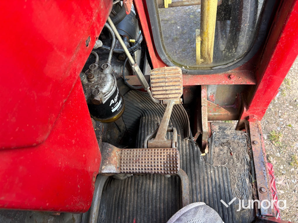 Traktor Massey Ferguson 165 Multi-Power