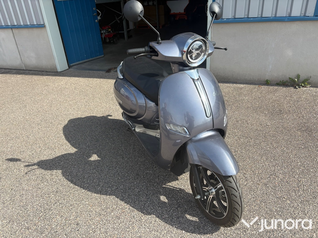 EU-moped - Yadea C-Lucky, NY!