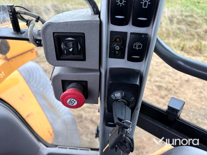 Hjullastare - Volvo, L60F