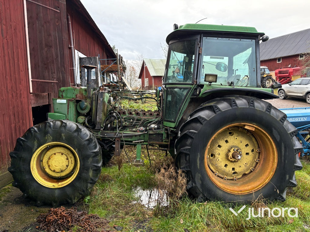 Traktor - John Deere 4040 QR HFWD