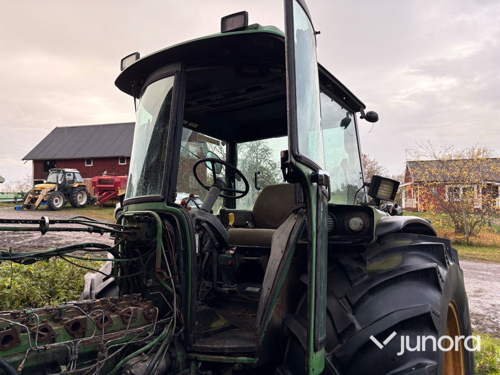 Traktor - John Deere 4040 QR HFWD