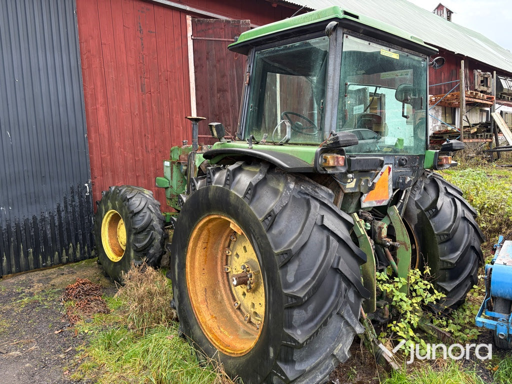 Traktor - John Deere 4040 QR HFWD