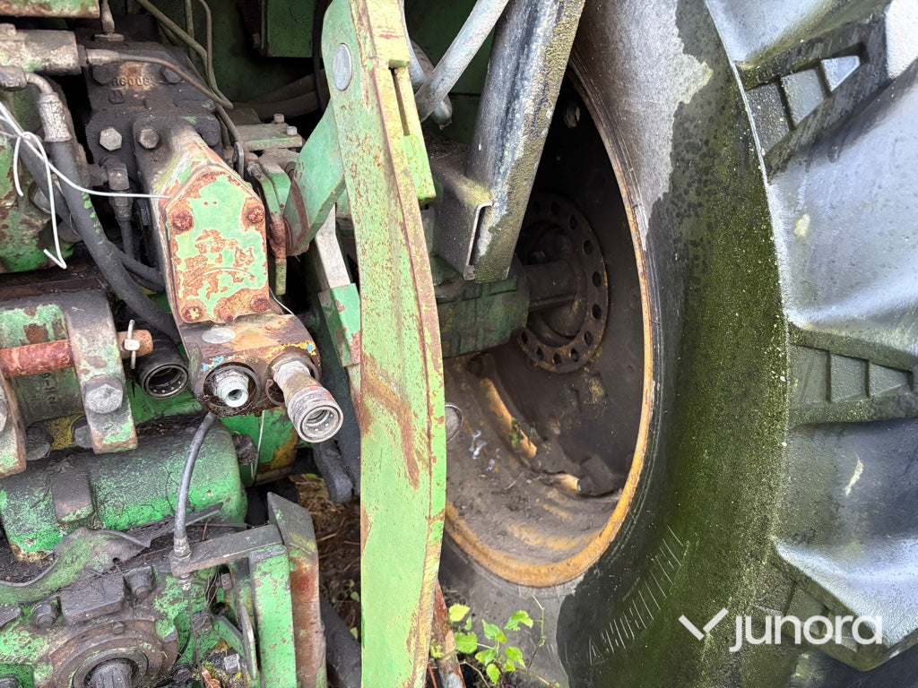 Traktor - John Deere 4040 QR HFWD