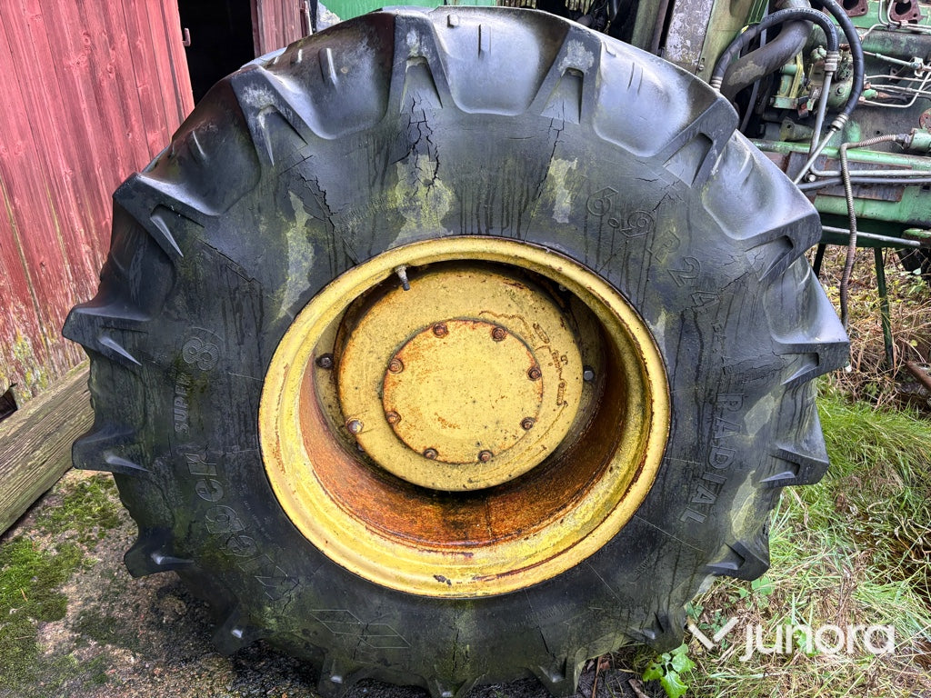Traktor - John Deere 4040 QR HFWD