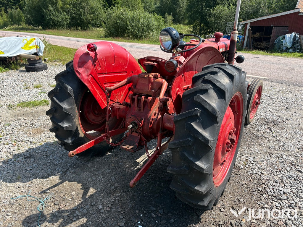 Volvo Krabat T15