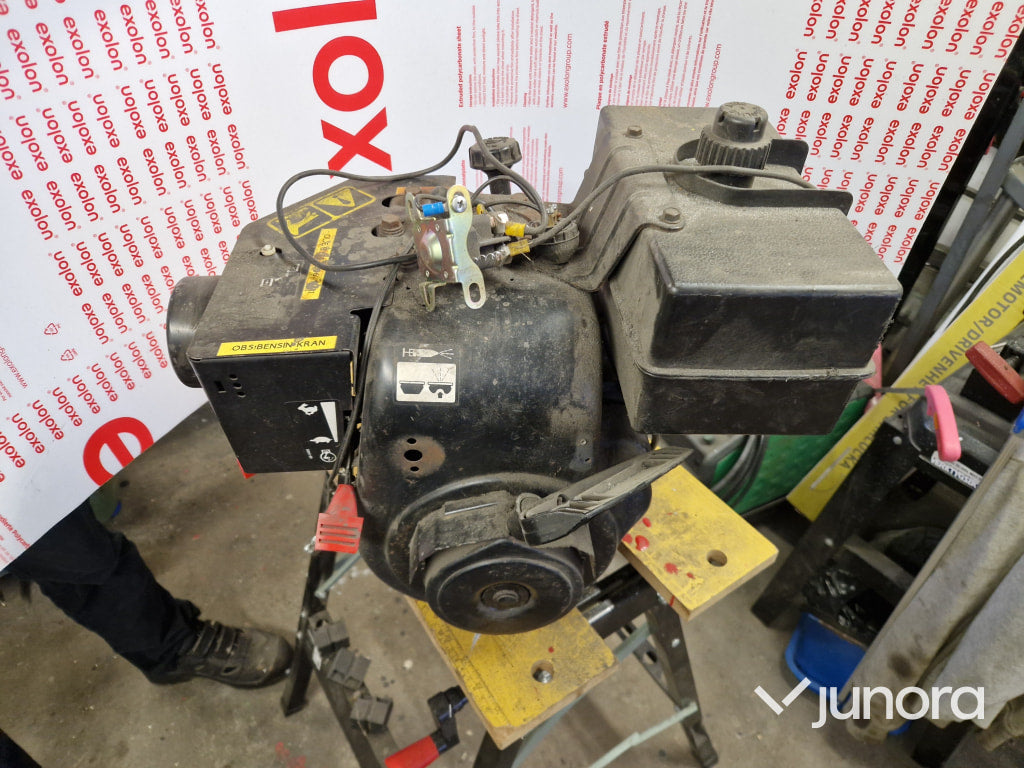 Motor - Briggs-Stratton