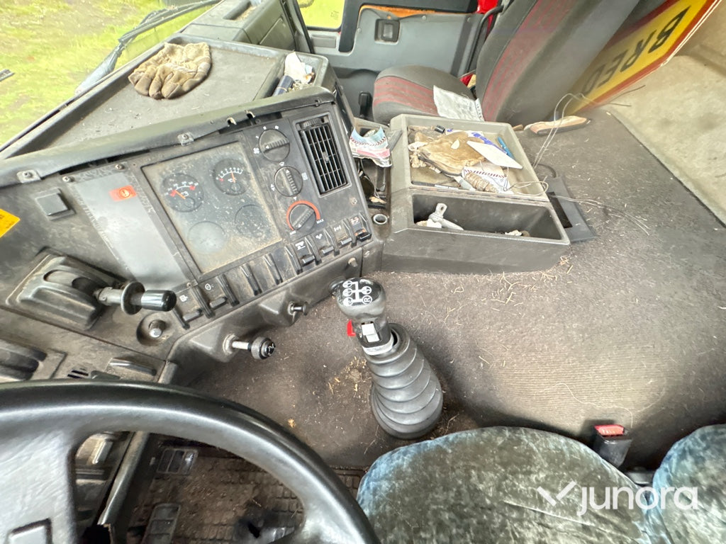 Kranbil Volvo FL10 6x6