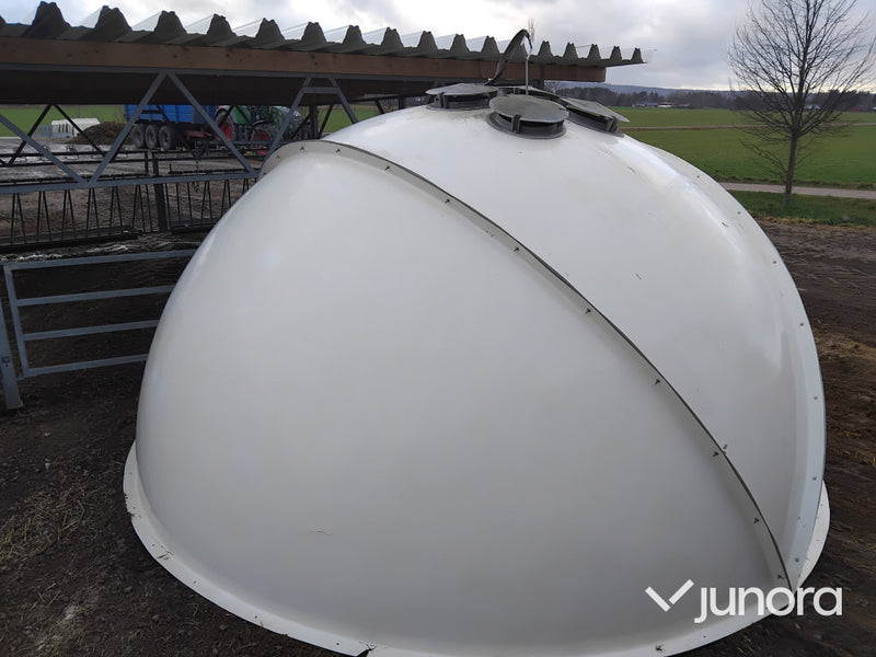 Kalvigloo med veranda – upp till 14 kalvar