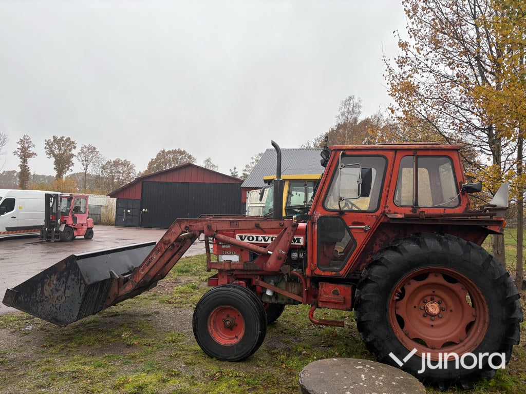 Traktor Volvo BM 500 med Ålö Quick 3030 frontlastare