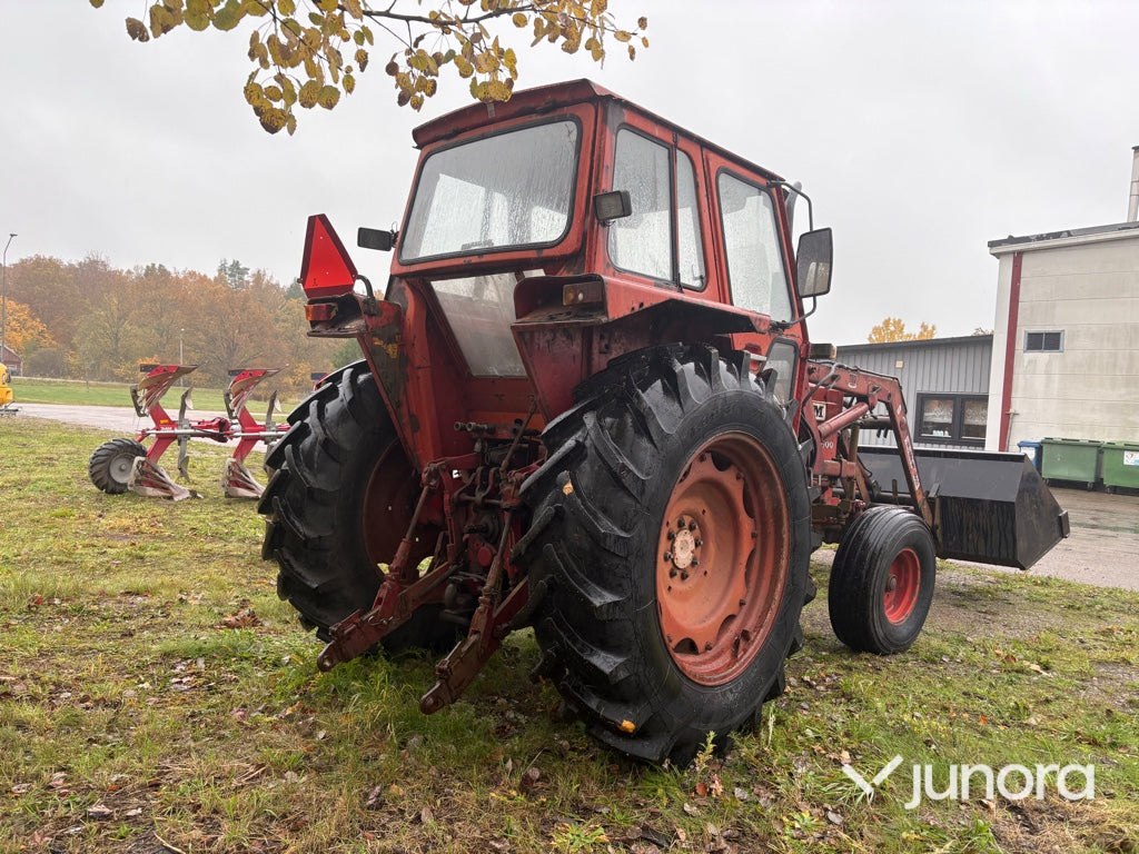 Traktor Volvo BM 500 med Ålö Quick 3030 frontlastare