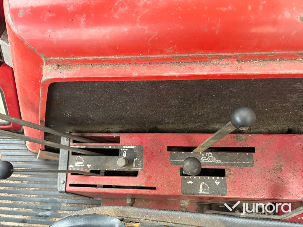Traktor Volvo BM 500 med Ålö Quick 3030 frontlastare