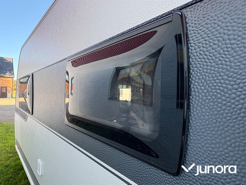 Husvagn Hobby 560 VI De-Lux