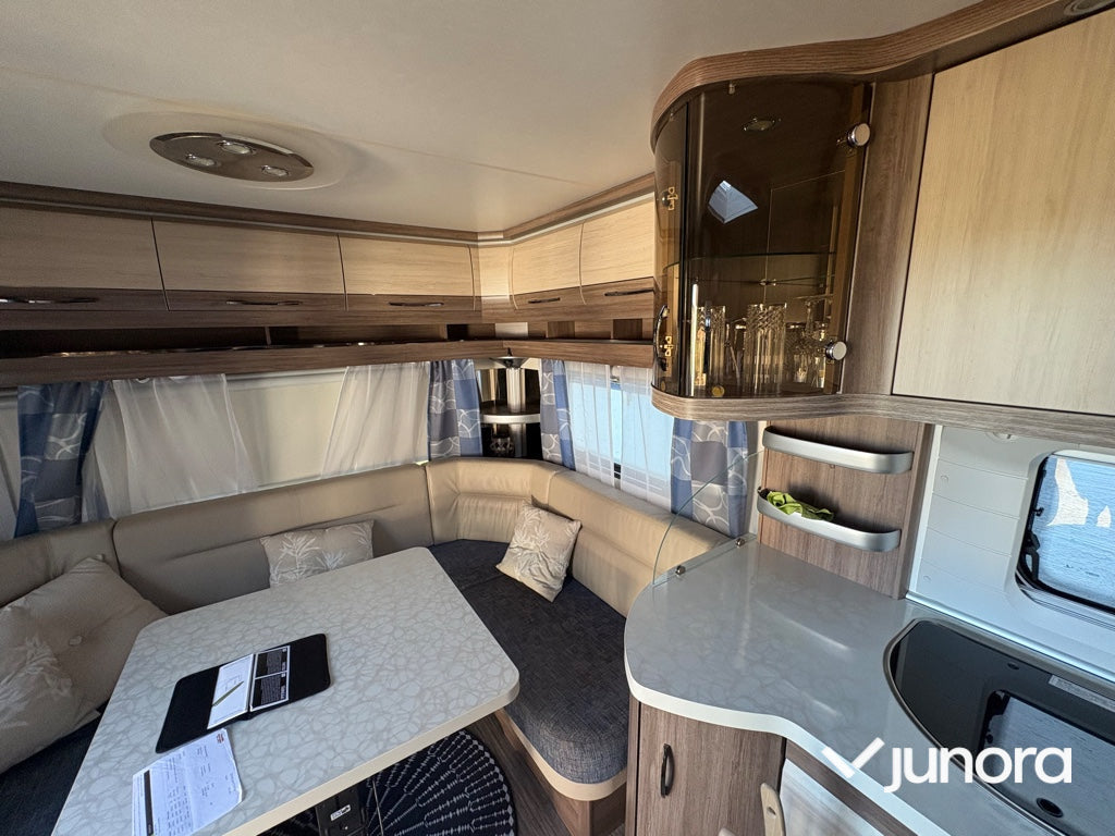 Husvagn Hobby 560 VI De-Lux