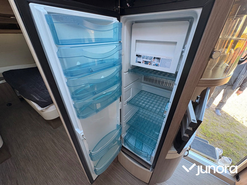 Husvagn Hobby 560 VI De-Lux