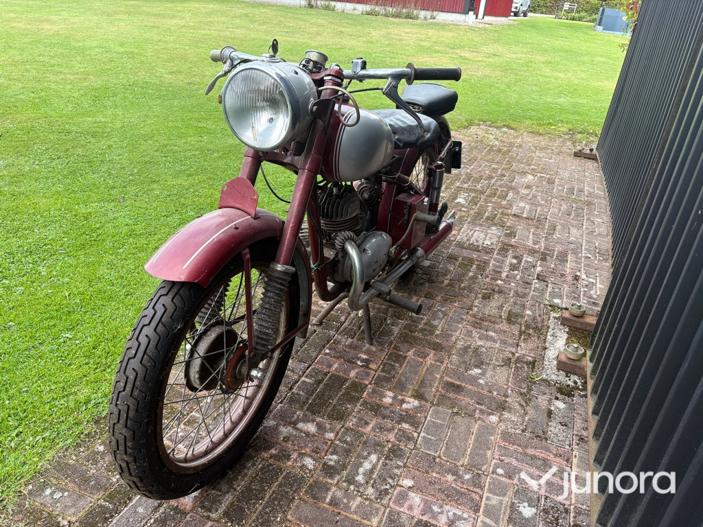 Veteranmotorcykel Monark ILO M/402