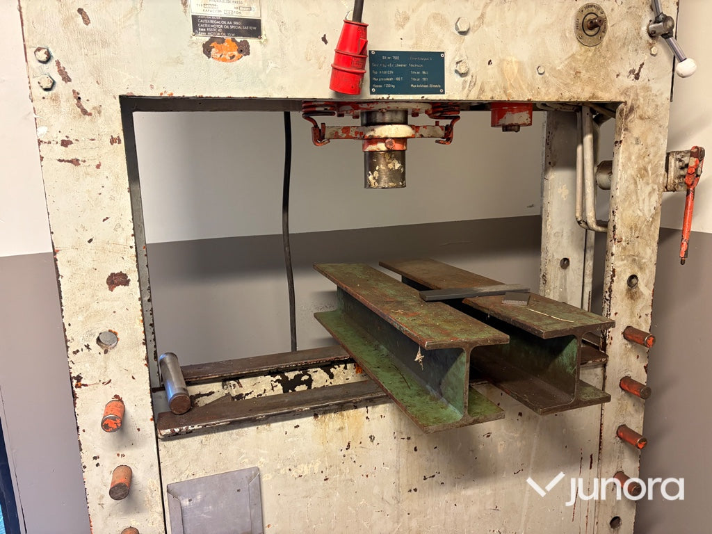 Hydraulpress - Hiab H100E, 100 ton