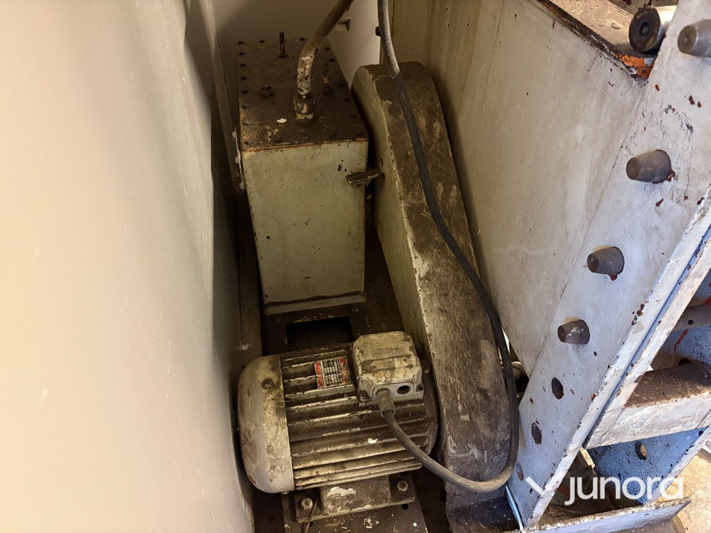 Hydraulpress - Hiab H100E, 100 ton