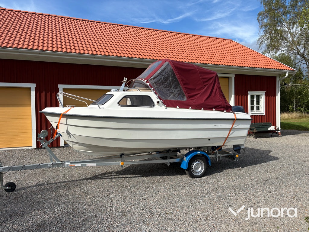 Motorbåt Ryds 485 FC – Yamaha F50 AET 50 hk 4-takt – Neptun trailer