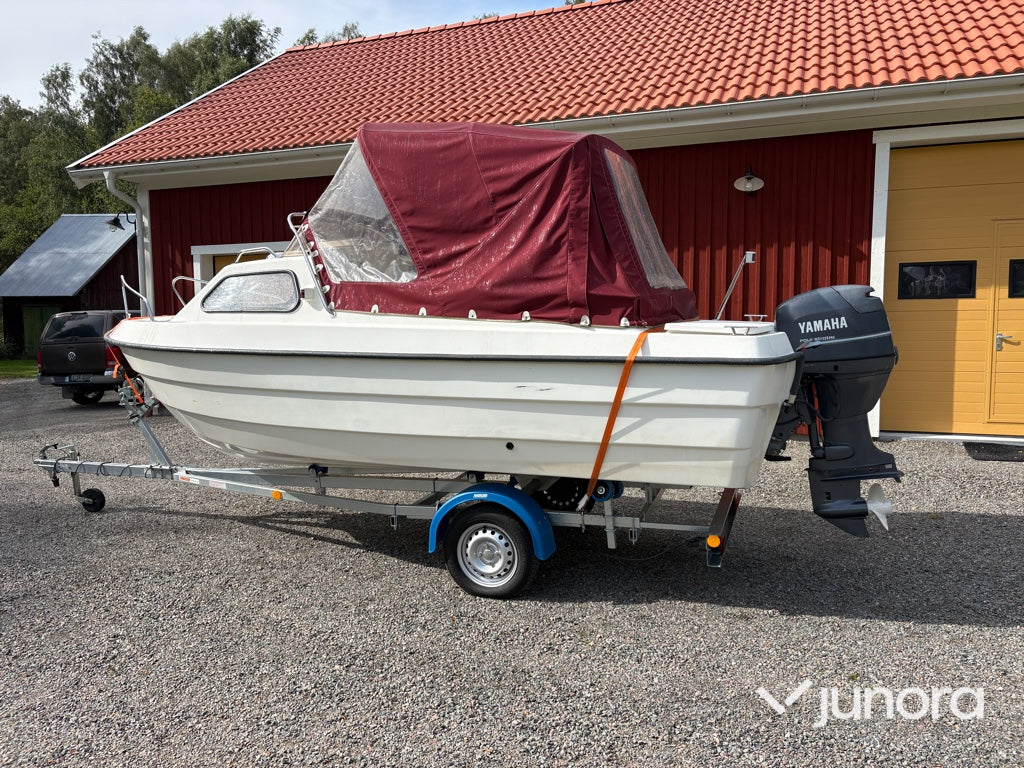 Motorbåt Ryds 485 FC – Yamaha F50 AET 50 hk 4-takt – Neptun trailer