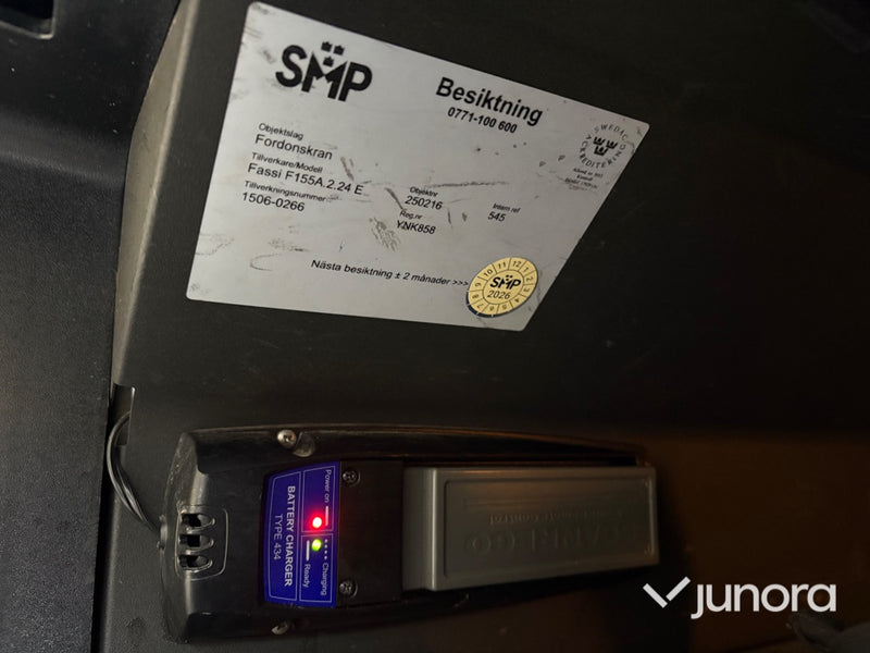 Lastbil med kran - Volvo FM 370 FASSI F155