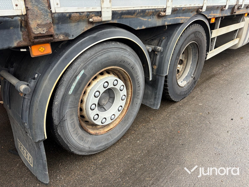 Lastbil med kran - Volvo FM 370 FASSI F155