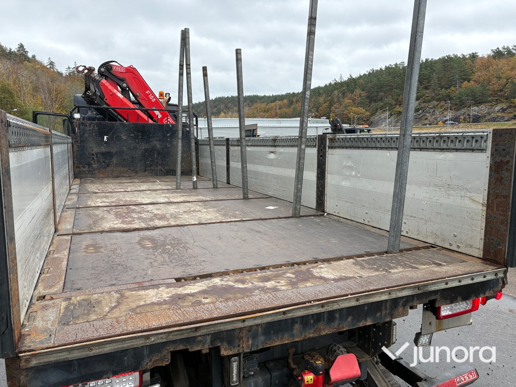 Lastbil med kran - Volvo FM 370 FASSI F155