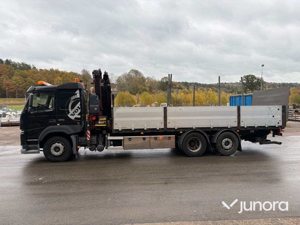 Lastbil med kran - Volvo FM 370 FASSI F155