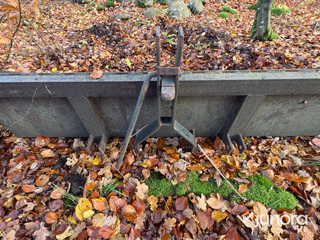 Skopa - trepunktsfäste