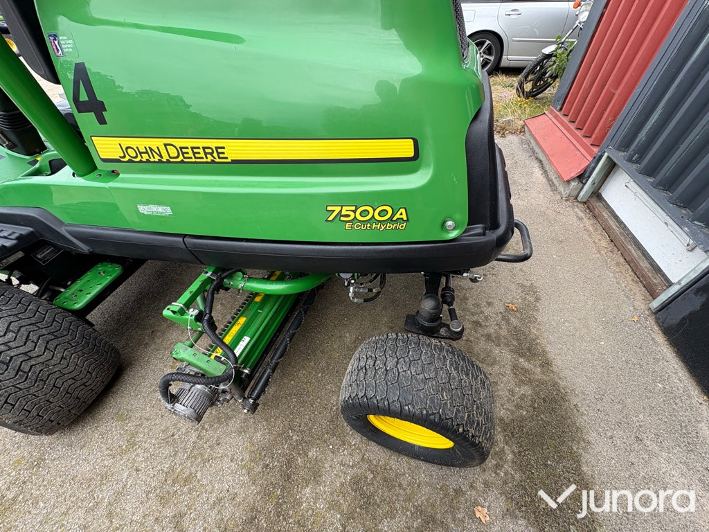 John Deere fairway-klippare 7500A E-Cut Hybrid