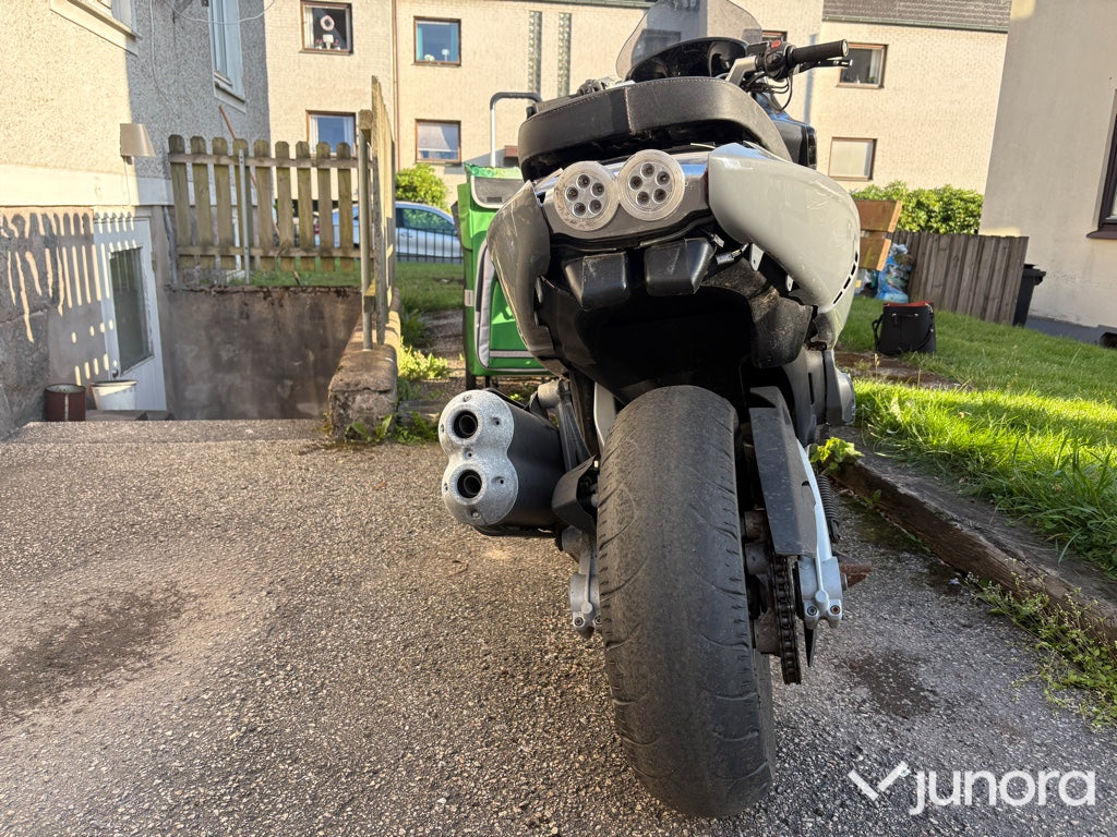 Gilera GP800
