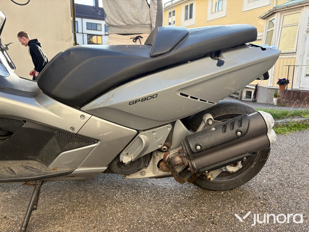 Gilera GP800