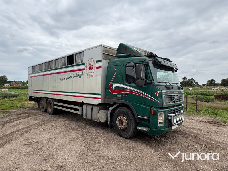 Djurtransport Volvo FM9 6x2